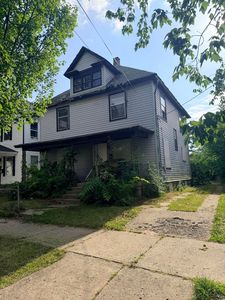 Property at 655 Dolbee Ave SE, Grand Rapids, MI