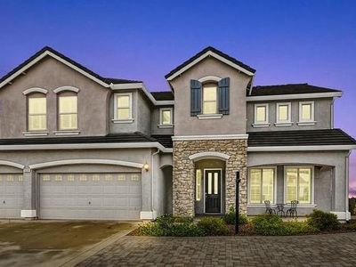 1639 Redmond Dr