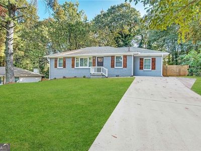1927 Vicki Ln SE
