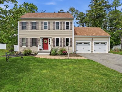 7 Whispering Pines Dr