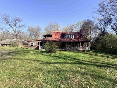 890 Craft Rd