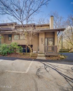 111 Tree Top Ln #111