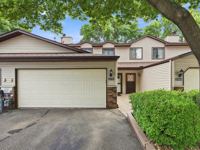 8772 Maplebrook Pkwy N