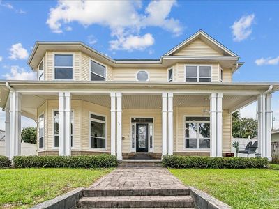 309 NW Syrcle Dr