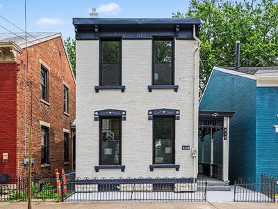 818 Crescent Ave