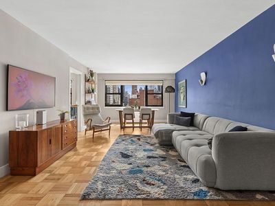 345 E 69th St APT 12F