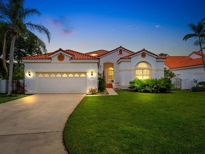 2985 La Concha Dr