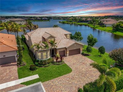 130 Blanca Isles Ln