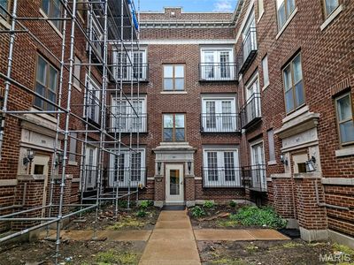 5677 Waterman Blvd APT 11