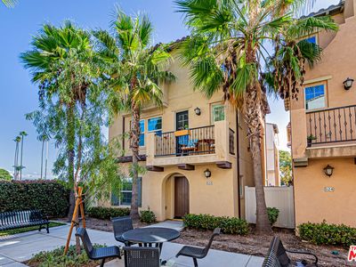 522 S Harbor Blvd