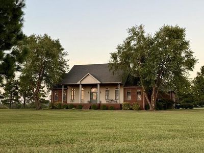 460 B White Rd