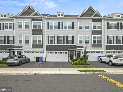 9 Autumn Park Blvd