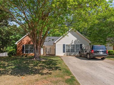 240 Plantation Blvd