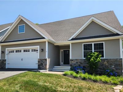 16 Abbey Ln #17