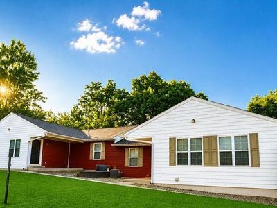 1327 Fraternity Village Dr