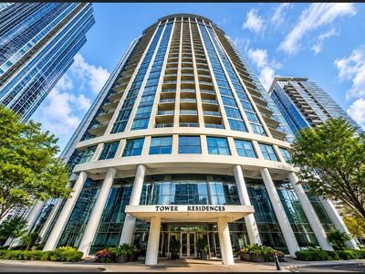 1235 S Prairie Ave APT 1106