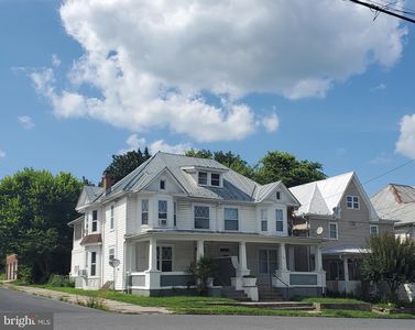 449-451 Faulkner Ave