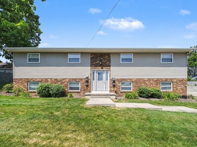 823 Benson Ave NE