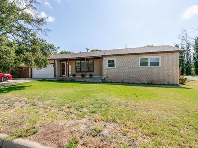 1421 Elm Ave
