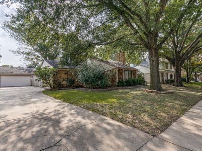 8214 Pine Falls Dr