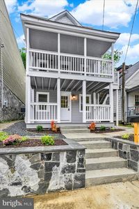 8511 Frederick Rd