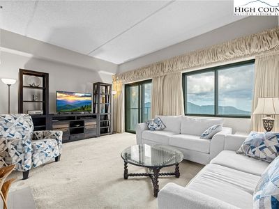 303 Sugar Top Drive UNIT 5-2522