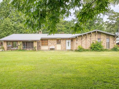3889 Anderson Rd