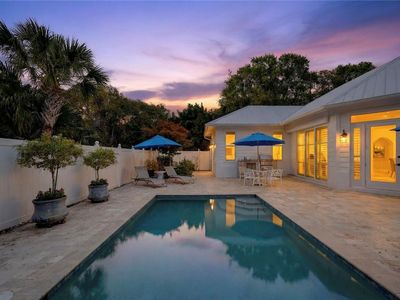 90 Strand Dr