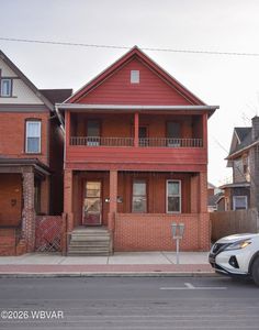 60 E Church St