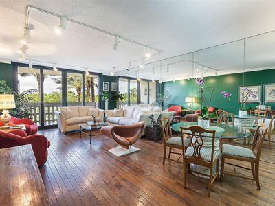 90 Edgewater Dr APT 404