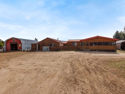 37 Pine Cone Ln