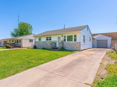 225 Nugent Pl