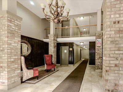 687 Bronx River Road #1D