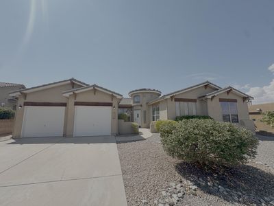 857 Loma Pinon Loop NE