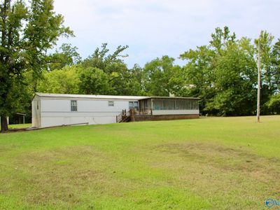 305 Menominee Rd
