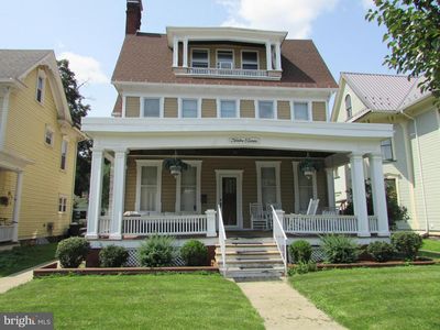 1207 Logan Ave