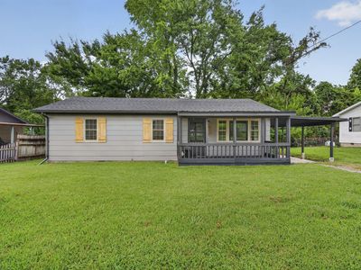 Property at 600 Shelton Avenue, Ava, MO