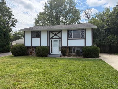1687 Brookfield Sq S