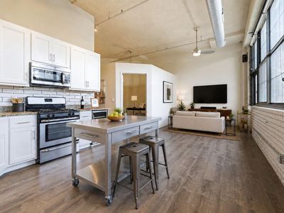 1901 E Hennepin Ave Unit 104