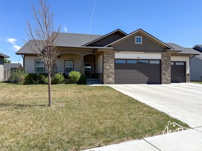 402 Park View Dr