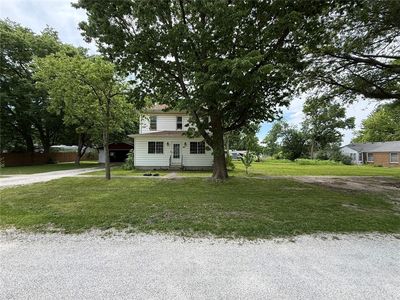 221 N Crossley
