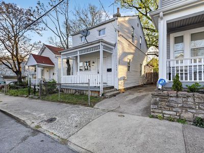 1926 Pearl St
