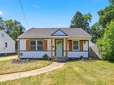 1325 Edith Ave NE
