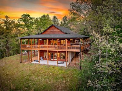 490 Walnut Hills Dr