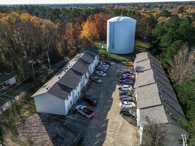 2551 Country Club Rd