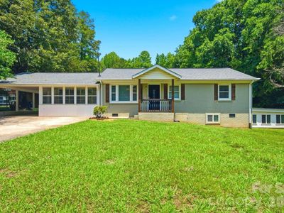 211 Valleydale Dr