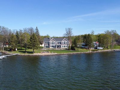 298 Shorewood Dr