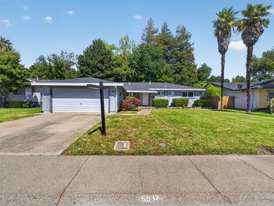 6837 Havenhurst Dr