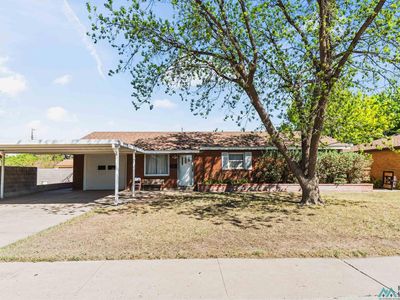312 W Llano Dr