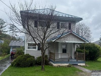 30 Adams St